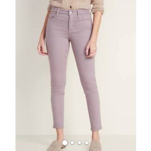 Old Navy Women's Built-In Warm -Rockstar Jeans size 10